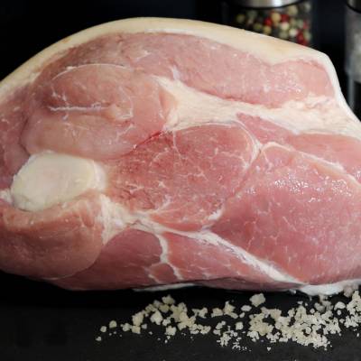 Jarret de porc 1/2 sel